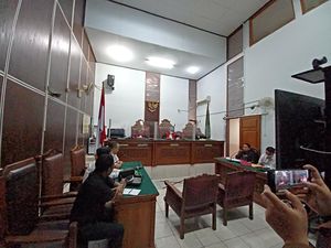 Hakim Tunjuk Mediator soal Gugatan Rp 15 Miliar Deolipa ke Bharada E Hakim Tunjuk Mediator soal Gugatan Rp 15 Miliar Deolipa ke Bharada E