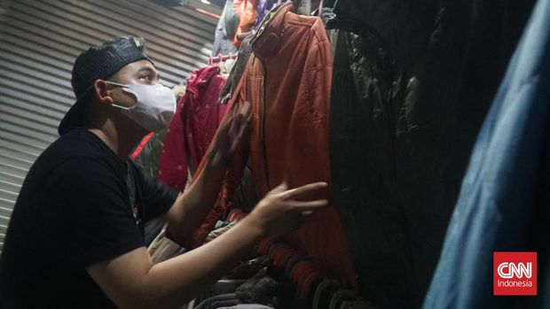 suasana pasar cimol gedebage bandung