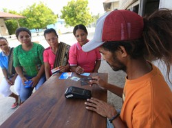 Wow, Warga Desa Ini Mesti Keluar Ongkos Rp 150 Ribu buat Transfer Uang