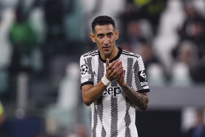 Angel Di Maria TURIN, ITALY - OCTOBER 05: Γngel Di MarΓa of Juventus gestures during the UEFA Champions League group H match between Juventus and Maccabi Haifa FC at Allianz Stadium on October 5, 2022 in Turin, Italy. (Photo by Marcio Machado/Eurasia Sport Images/Getty Images)