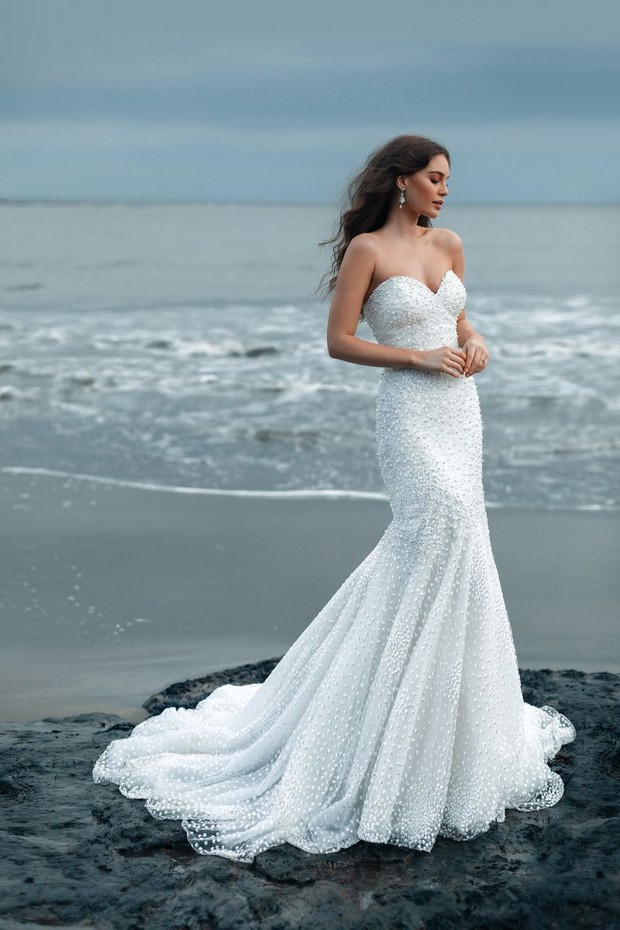 Ariel/ Foto: allurebridals.com