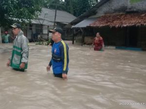 Dua Kampung di Pandeglang Terendam Banjir Imbas Hujan Deras Dua Kampung di Pandeglang Terendam Banjir Imbas Hujan Deras