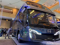 Ini Bus Paling Canggih di Busworld 2022: Spion Pakai Kamera, Punya Videotron