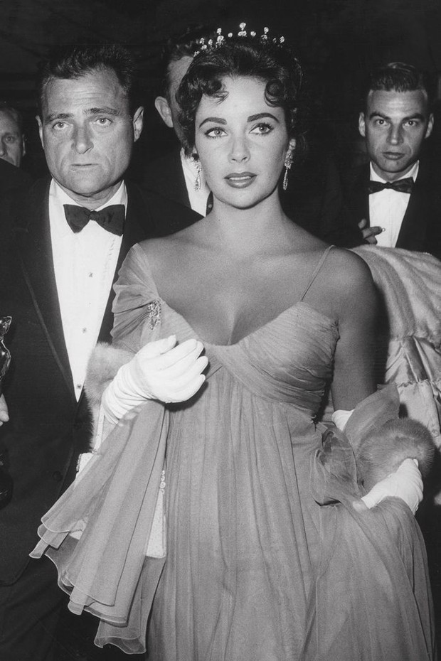 Selain Marilyn Monroe, Sederet Aktris Legendaris Ini Juga Jadi Ikon