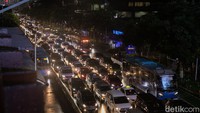 Google Punya Obat Atasi Kemacetan Jakarta, Kuncinya di Lampu Merah