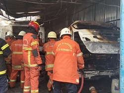 Kebakaran Bengkel yang Ludeskan 3 Mobil Mewah Diduga dari Mesin Cat Oven