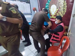 Korupsi Rp 1,73 M, Eks Kadis Pertanian OKU Selatan Ditahan!