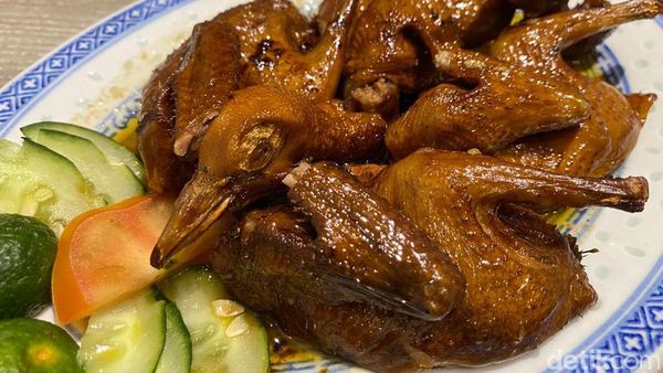 Kelezatan Hidangan Kanton di Restoran Eka Ria yang Eksis Sejak 97 Tahun Lalu