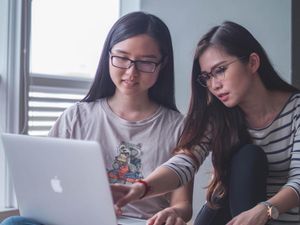 Apakah Kuliah Susah? Yuk, Intip Tips & Triknya!