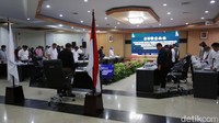 Seperti diketahui, berdasarkan data korban Tragedi Kanjuruhan dari Dinas Kesehatan Jawa Timur, Kamis (6/10), korban luka dirawat di 25 rumah sakit di Malang Raya. Dari 574 korban tersebut, 420 orang mengalami luka ringan atau sedang, 23 luka berat, dan 131 meninggal dunia. Saat ini masih ada sebanyak 66 korban yang masih menjalani perawatan di 25 rumah sakit.