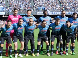Di Liga Italia sampai pekan kedelapan, Napoli juga terus puncaki klasemen. Partenopei menang enam kali dan dua kali seri, plus jadi klub yang paling produktif dengan 18 gol (Getty Images)