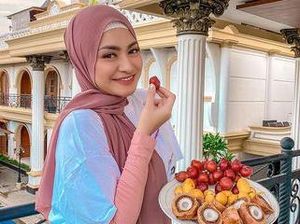 Bantah Sebar Aib, Eks ART Klaim Bantu Nathalie Holscher di Sidang Cerai Bantah Sebar Aib, Eks ART Klaim Bantu Nathalie Holscher di Sidang Cerai