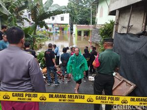 Camat Duga Tembok MTsN 19 Pondok Labu yang Roboh Sudah Lapuk Camat Duga Tembok MTsN 19 Pondok Labu yang Roboh Sudah Lapuk