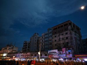 Potret Bangladesh Gelap Gulita Gegara Gangguan Listrik