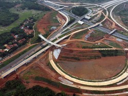 Ada Pekerjaan Jembatan di Japek II Selatan, Cek di Sini Pengalihan Arusnya