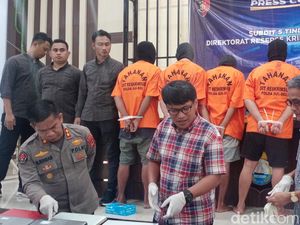 Aksi Tipu-tipu 6 Pria Wajo Ngaku Rans Entertaiment Janjikan Hadiah Rp 45 Juta Aksi Tipu-tipu 6 Pria Wajo Ngaku Rans Entertaiment Janjikan Hadiah Rp 45 Juta