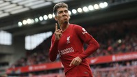 Roberto Firmino sebenarnya jadi penyerang tengah asal Brasil yang justru paling tajam di sepanjang musim ini bersama Liverpool. Apesnya, Firmino tidak dibawa Tim Samba ke Piala Dunia 2022! (Getty Images)