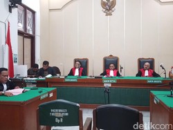 Guru Indra Kenz, Fakarich Dituntut 8 Tahun Penjara di Kasus Binomo