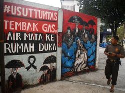 Spanduk hingga Mural Usut Tuntas Tragedi Kanjuruhan Bertebaran di Malang