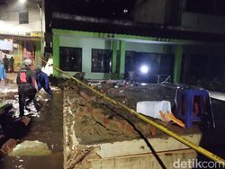 Banjir Surut, Lokasi Tembok Roboh MTsN 19 Jakarta Digaris Polisi