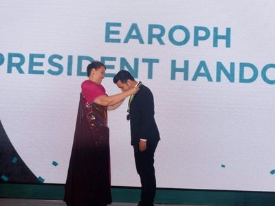 Wagub Jatim Emil Dardak Dipercaya Sebagai Presiden Earoph 2022-2024