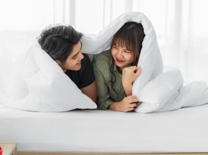 Pasutri Simak! 5 Alasan Bercinta Lebih Joss di Pagi Hari Pasutri Simak! 5 Alasan Bercinta Lebih Joss di Pagi Hari