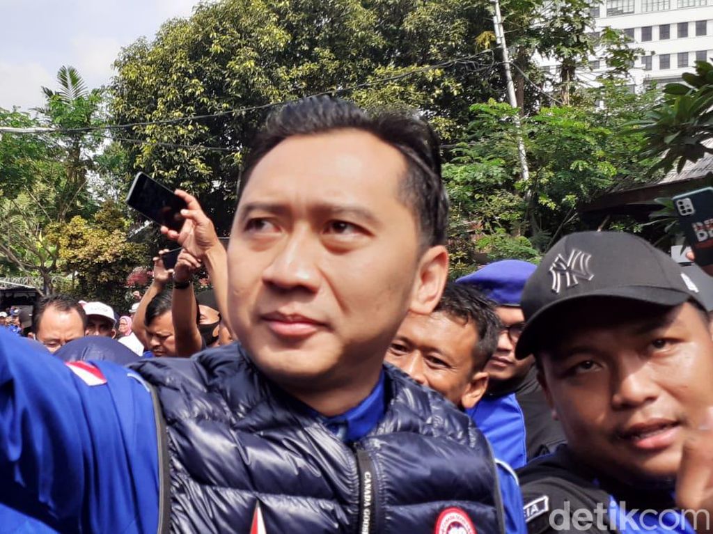 Ibas Sedih soal Piala Dunia U-20: Pemerintah Harus Pulihkan Nama Baik RI Ibas Sedih soal Piala Dunia U-20: Pemerintah Harus Pulihkan Nama Baik RI