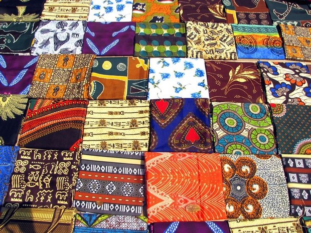 Ankara atau batik Afrika/Foto: Africansafaris.com kain batik dari negara lain