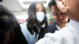 Penampakan Baim Wong dan Paula Verhoeven Datangi Polres soal Prank KDRT