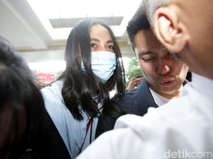 Baim Wong dan Paula Penuhi Panggilan Polisi soal Konten Prank KDRT Baim Wong dan Paula Penuhi Panggilan Polisi soal Konten Prank KDRT