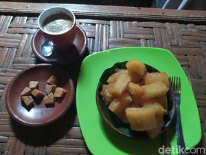 Santai di Borobudur Enaknya Ditemani Bajingan yang Legit Manis Santai di Borobudur Enaknya Ditemani Bajingan yang Legit Manis