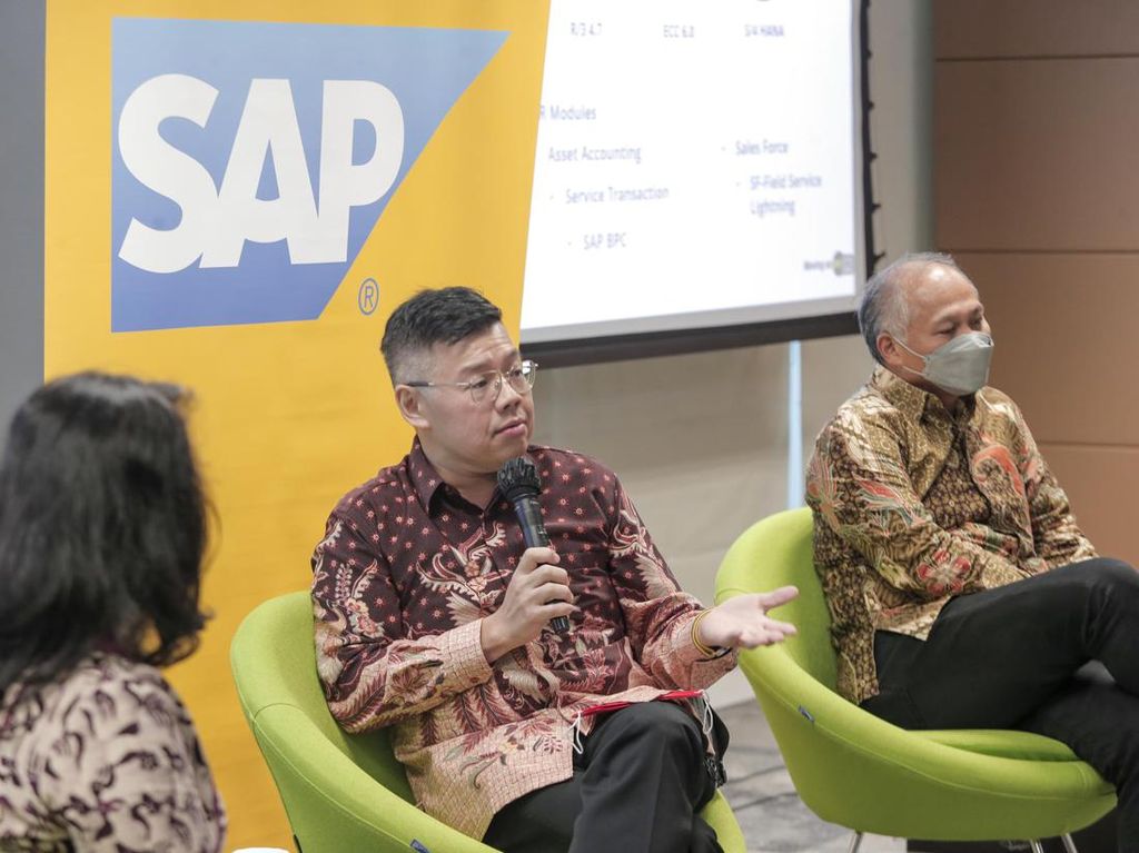 Digitalisasi Dunia Usaha Untuk Pacu Ekonomi Indonesia Digitalisasi Dunia Usaha Untuk Pacu Ekonomi Indonesia
