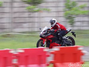 First Impression Honda CBR250RR Baru: Kekar tapi Lincah