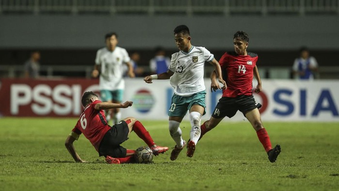 Timnas Indonesia menghadapi Palestina di Stadion Pakansari, Kabupaten Bogor pada laga  Grup B kualifikasi Piala Asia U-17 2023, Jumat (7/10).