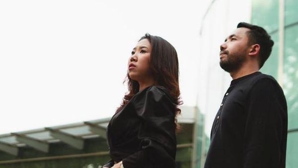 Foto: Kiky Saputri dan Pacar Pemotretan a la Prewedding, Didoakan Cepat Nikah