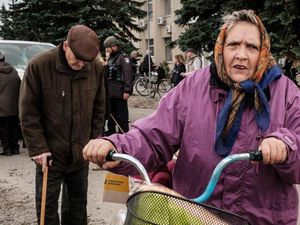 Potret Ngeri Kota Lyman Ukraina: Mayat Bergelimpangan-Bangunan Hangus