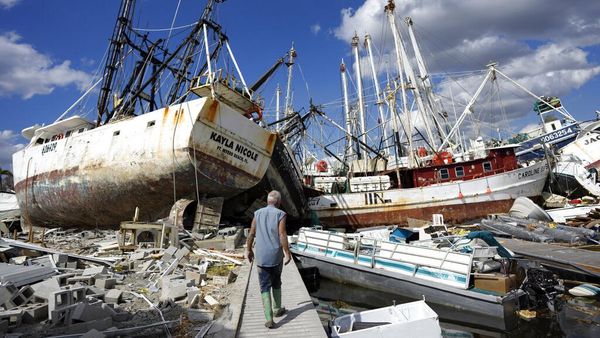 Kota Pesisir Pantai di Florida Porak Poranda Dihantam Badai Ian