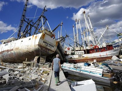 Kota Pesisir Pantai di Florida Porak Poranda Dihantam Badai Ian