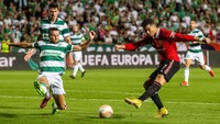 Meski punya sejumlah peluang, Ronaldo gagal memaksimalkannya menjadi gol. Salah satunya di babak kedua, saat peluang bersih di depan gawang gagal ia jadikan gol. Sepakannya cuma membentur tiang. (Foto: Ash Donelon/Manchester United via Getty Images)