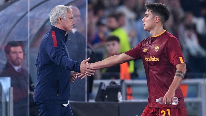 Mourinho Dan Allegri Buat Dybala Bedanya Begini 