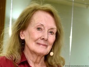 Penulis Asal Prancis Annie Ernaux Dianugerahi Nobel Sastra 2022 Penulis Asal Prancis Annie Ernaux Dianugerahi Nobel Sastra 2022