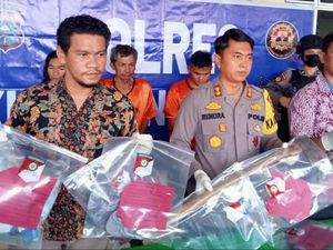 Pelaku Bunuh Ibu dan Anak di Kuansing Berawal dari Ingin Mencuri Pelaku Bunuh Ibu dan Anak di Kuansing Berawal dari Ingin Mencuri