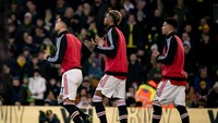 Saat musim bergulir, dengan Martial cedera, Rashford dimainkan sebagai ujung tombak. Sancho juga rutin main sebagai penyerang sayap. Cristiano Ronaldo malah akrab dengan bench MU. Foto: Manchester United via Getty Imag/Ash Donelon