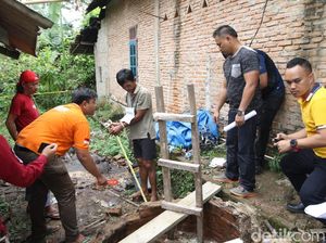 Kronologi Pembunuhan Sekeluarga di Way Kanan Hasil Rekontruksi Kronologi Pembunuhan Sekeluarga di Way Kanan Hasil Rekontruksi