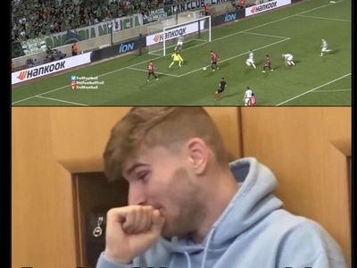 Ronaldo Gagal Cetak Gol dari Depan Gawang, Kena Ledek Meme deh