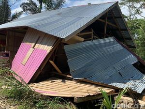 Banjir di 5 Desa Walenrang Utara Luwu, Rumah Warga Hanyut-Jalanan Ambruk