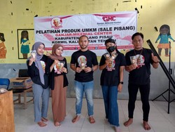 Relawan Ganjar Adakan Pelatihan Olahan Pisang di Desa Tahai Kalteng