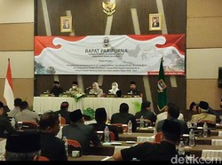 Bupati Bandung Barat Nonaktif Aa Umbara Resmi Dipecat