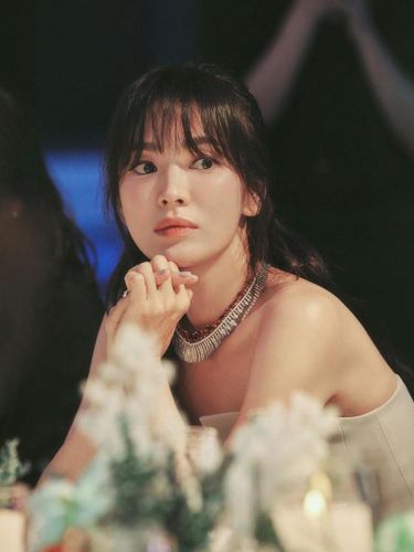 Song Hye Kyo di event Chaumet
