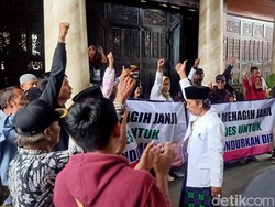 Warga Datangi Pj Bupati Banjarnegara, Desak Kades Dituding Selingkuh Dicopot